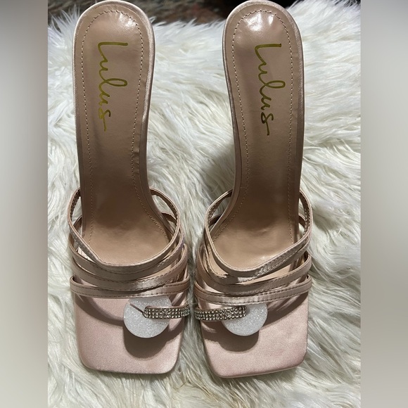 NIB Lulus Juen Light Nude Satin Rhinestone High Heel Slide Sandal -Size 11 - Picture 5 of 10